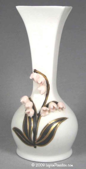 White Vase - Lily Of The Valley - 797