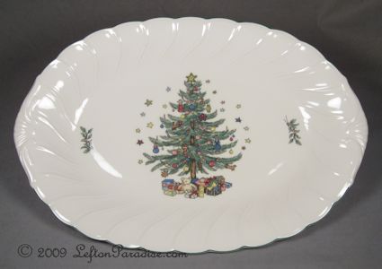 Christmas time Oval Platter - Nikko